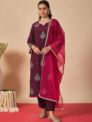 Women Ethnic Motifs Embroidered Regular Liva Kurta with Trousers & With Dupatta 5