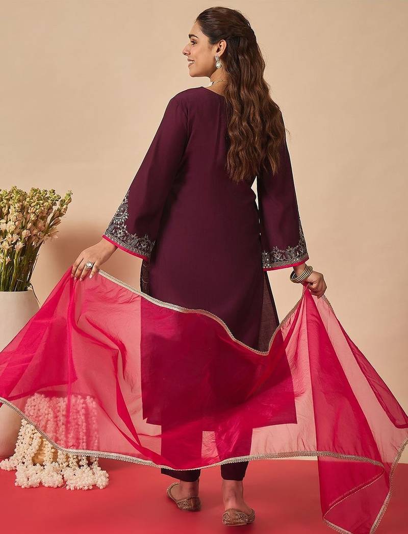 Women Ethnic Motifs Embroidered Regular Liva Kurta with Trousers & With Dupatta