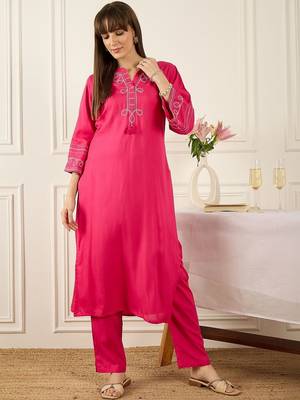 Women Ethnic Motifs Embroidered Regular Thread Work Kurta with Trousers 1