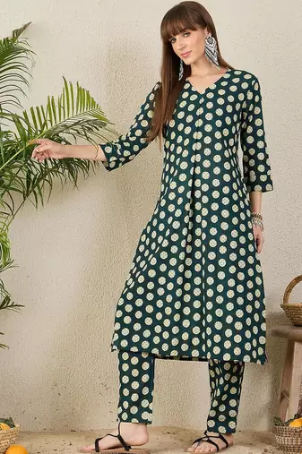 Women Printed Regular Pure Cotton Kurta with Trousers