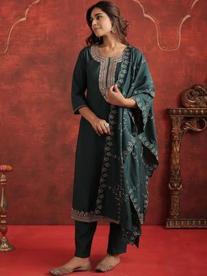 Women Ethnic Motifs Embroidered Regular Thread Work Kurta with Trousers & With Dupatta 7