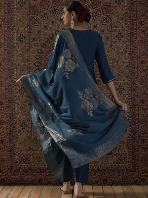 Women Ethnic Motifs Embroidered Regular Thread Work Kurta with Trousers & With Dupatta 4