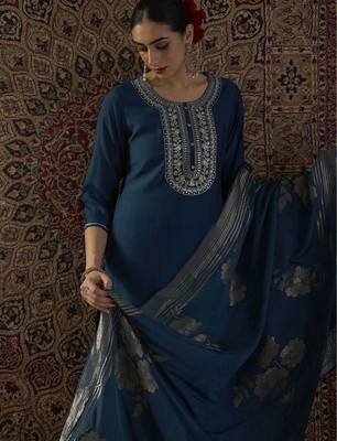Women Ethnic Motifs Embroidered Regular Thread Work Kurta with Trousers & With Dupatta 5