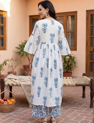 Women Floral Printed Empire Thread Work Pure Cotton Kurta with Palazzos 4