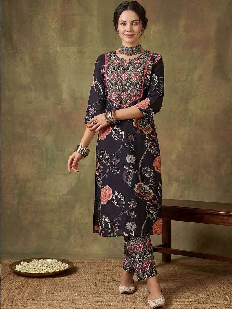 Women Floral Printed Regular Thread Work Pure Cotton Kurta with Trousers