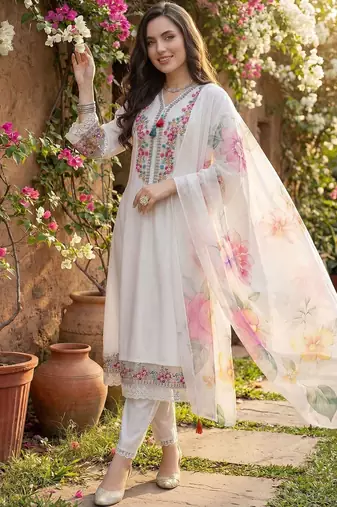 Women Floral Embroidered Regular Thread Work Kurta with Trousers & With Dupatta