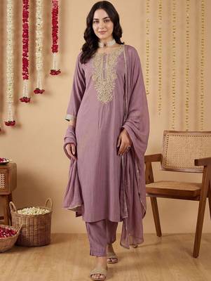 Women Ethnic Motifs Embroidered Regular Thread Work Kurta with Trousers & With Dupatta 6