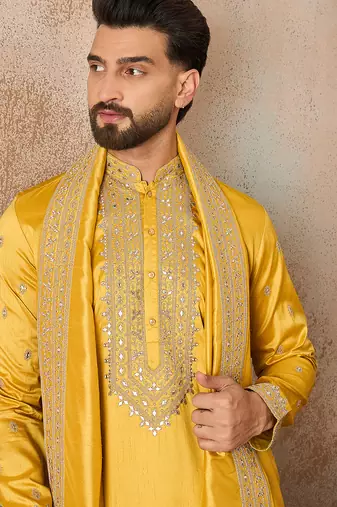 Mens yellow silk blend solid embroidered kurta with dupatta