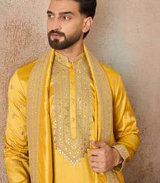 Mens yellow silk blend solid embroidered kurta with dupatta