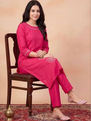 Women Ethnic Motifs Printed Regular Thread Work Kurta with Trousers 5