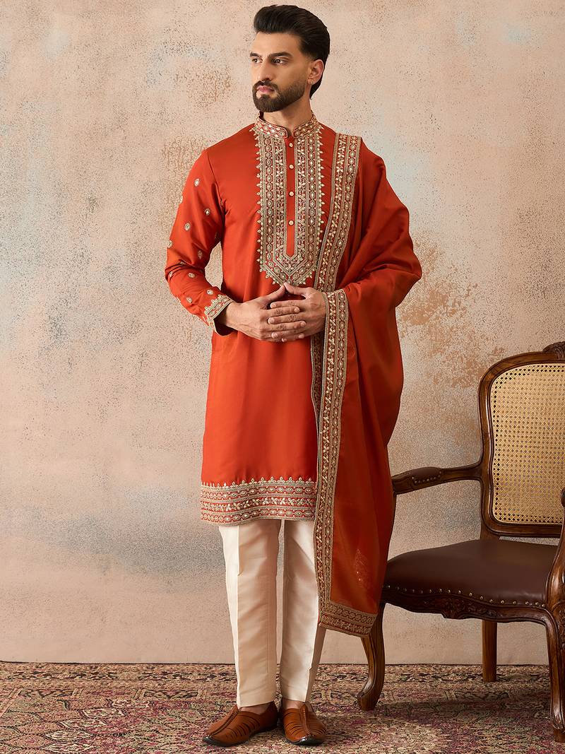 Mens orange silk blend solid embroidered kurta with dupatta