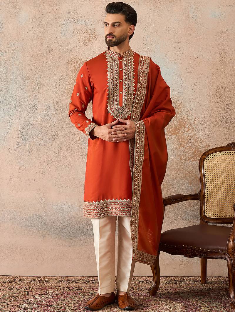 Mens orange silk blend solid embroidered kurta with dupatta