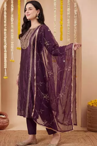 Women Ethnic Motifs Embroidered Regular Thread Work Kurta with Trousers & With Dupatta