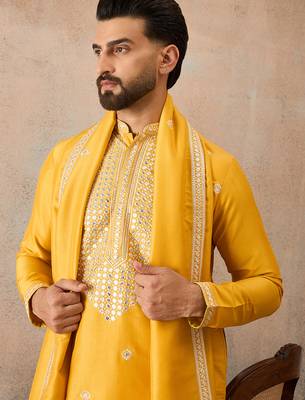 Mens yellow silk blend solid embroidered kurta with dupatta 1