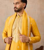 Mens yellow silk blend solid embroidered kurta with dupatta