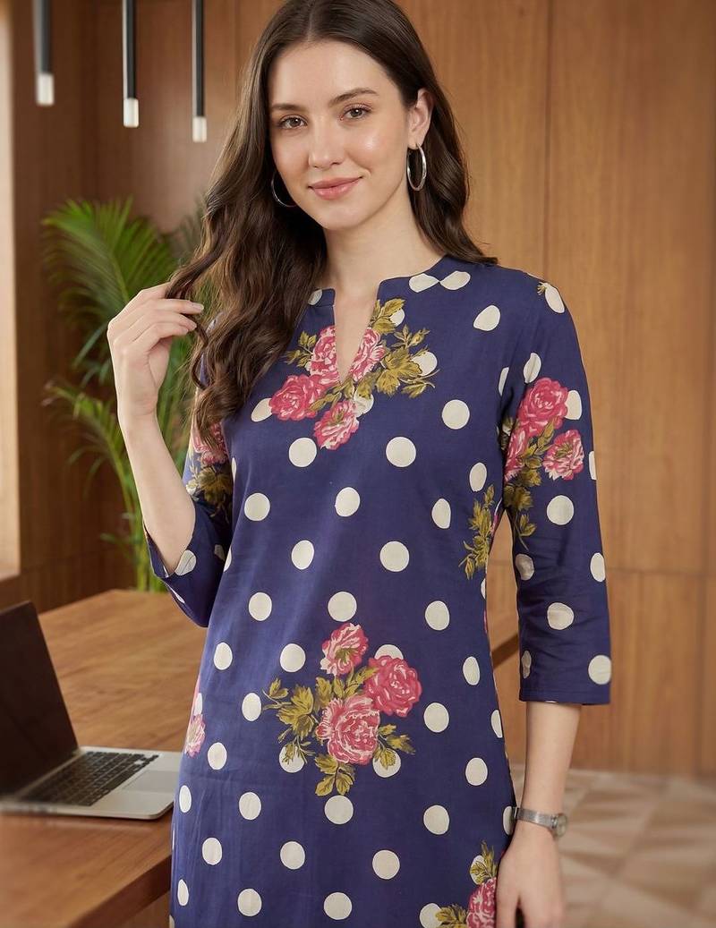 Women Floral Printed Regular Pure Cotton Kurta with Trousers