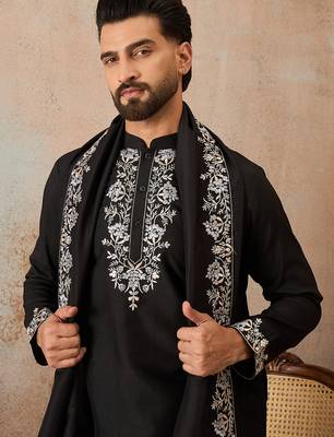 Mens black silk blend solid embroidered kurta with dupatta 1
