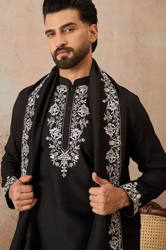 Mens black silk blend solid embroidered kurta with dupatta