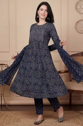 Women Ethnic Motifs Printed Regular Beads and Stones Pure Cotton Kurta with Trousers & With Dupatta