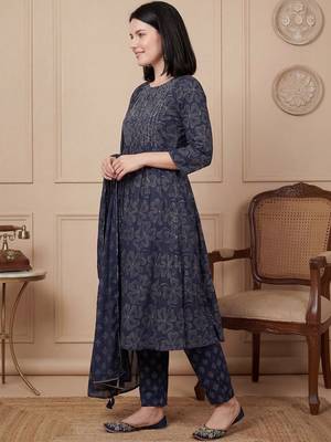 Women Ethnic Motifs Printed Regular Beads and Stones Pure Cotton Kurta with Trousers & With Dupatta 4