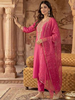 Women Ethnic Motifs Embroidered Regular Sequinned Liva Kurta with Trousers & With Dupatta 4