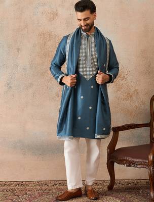 Mens blue silk blend solid embroidered kurta with dupatta 2