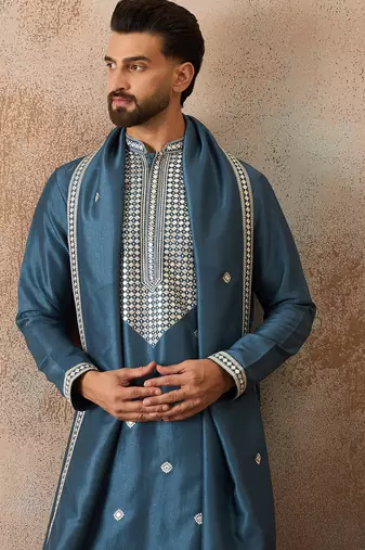 Mens blue silk blend solid embroidered kurta with dupatta