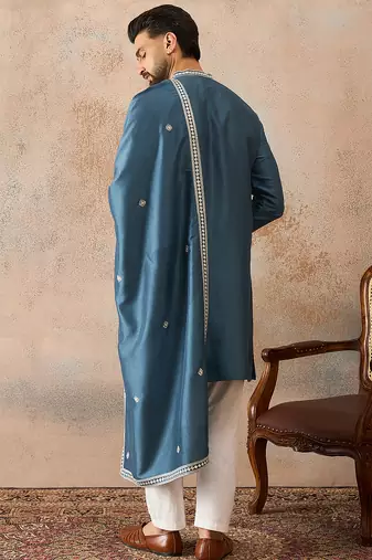 Mens blue silk blend solid embroidered kurta with dupatta