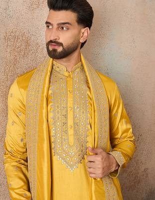 Mens yellow silk blend solid embroidered kurta and trouser with dupatta 1