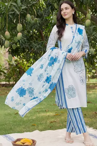 Women Floral Printed Regular Mirror Work Pure Cotton Kurta with Trousers & With Dupatta