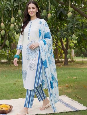 Women Floral Printed Regular Mirror Work Pure Cotton Kurta with Trousers & With Dupatta 3