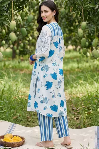 Women Floral Printed Regular Mirror Work Pure Cotton Kurta with Trousers & With Dupatta