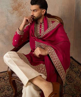 Mens pink silk blend solid embroidered kurta and trouser with dupatta 5