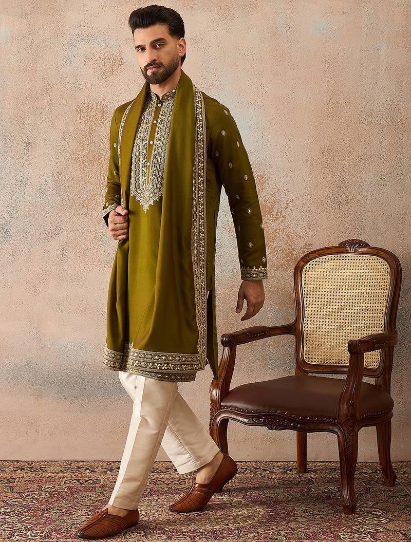 Mens green silk blend solid embroidered kurta and trouser with dupatta