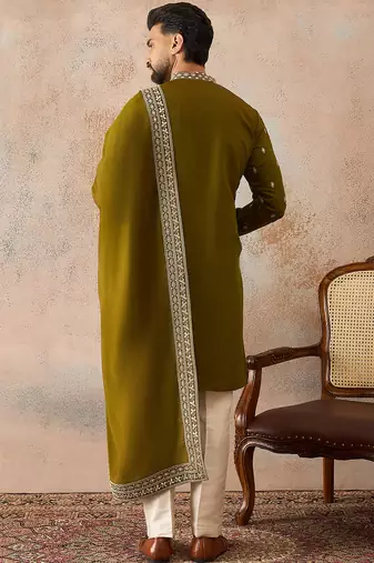 Mens green silk blend solid embroidered kurta and trouser with dupatta