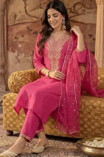 Women Ethnic Motifs Embroidered Regular Sequinned Liva Kurta with Trousers & With Dupatta
