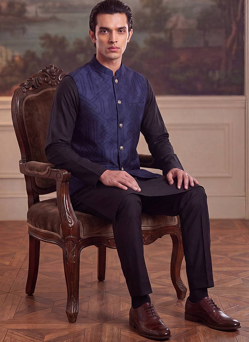 Mens violet jacquard woven design mandarin collar koti
