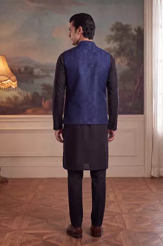 Mens violet jacquard woven design mandarin collar koti