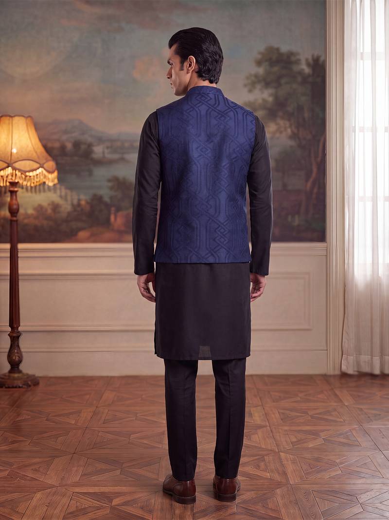 Mens violet jacquard woven design mandarin collar koti