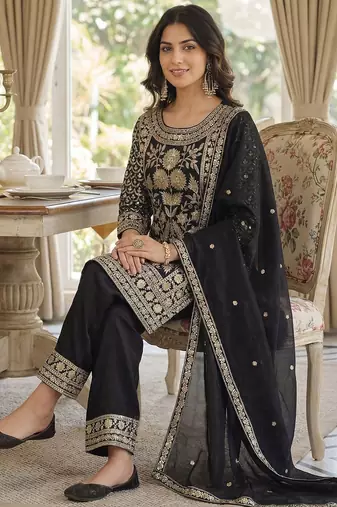 Women Floral Embroidered Panelled Sequinned Kurta with Trousers & With Dupatta