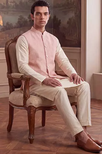 Mens pink jacquard woven design mandarin collar koti