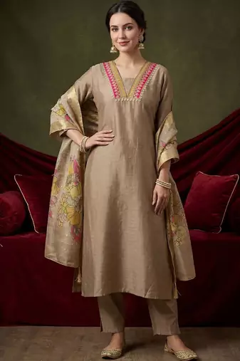 Women Ethnic Motifs Embroidered Regular Raw Silk Kurta with Trousers & With Dupatta