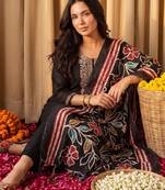 Women Ethnic Motifs Embroidered Regular Sequinned Kurta with Trousers & With Dupatta