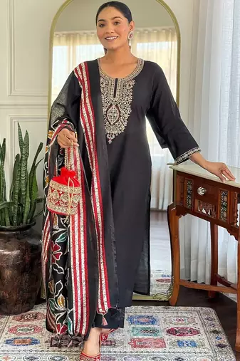 Women Ethnic Motifs Embroidered Regular Sequinned Kurta with Trousers & With Dupatta