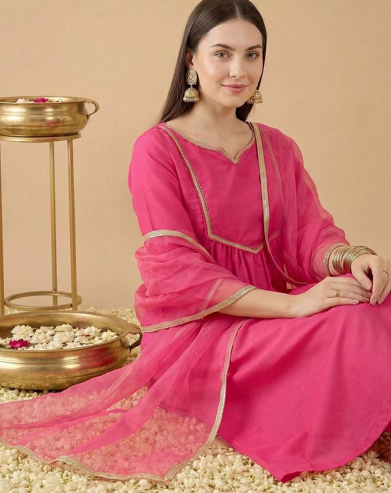 Women Regular Kurta with Trousers & With Dupatta