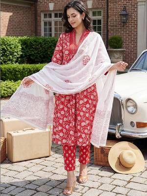 Women Floral Printed Pleated Beads and Stones Pure Cotton Kurta with Trousers & With Dupatta 1