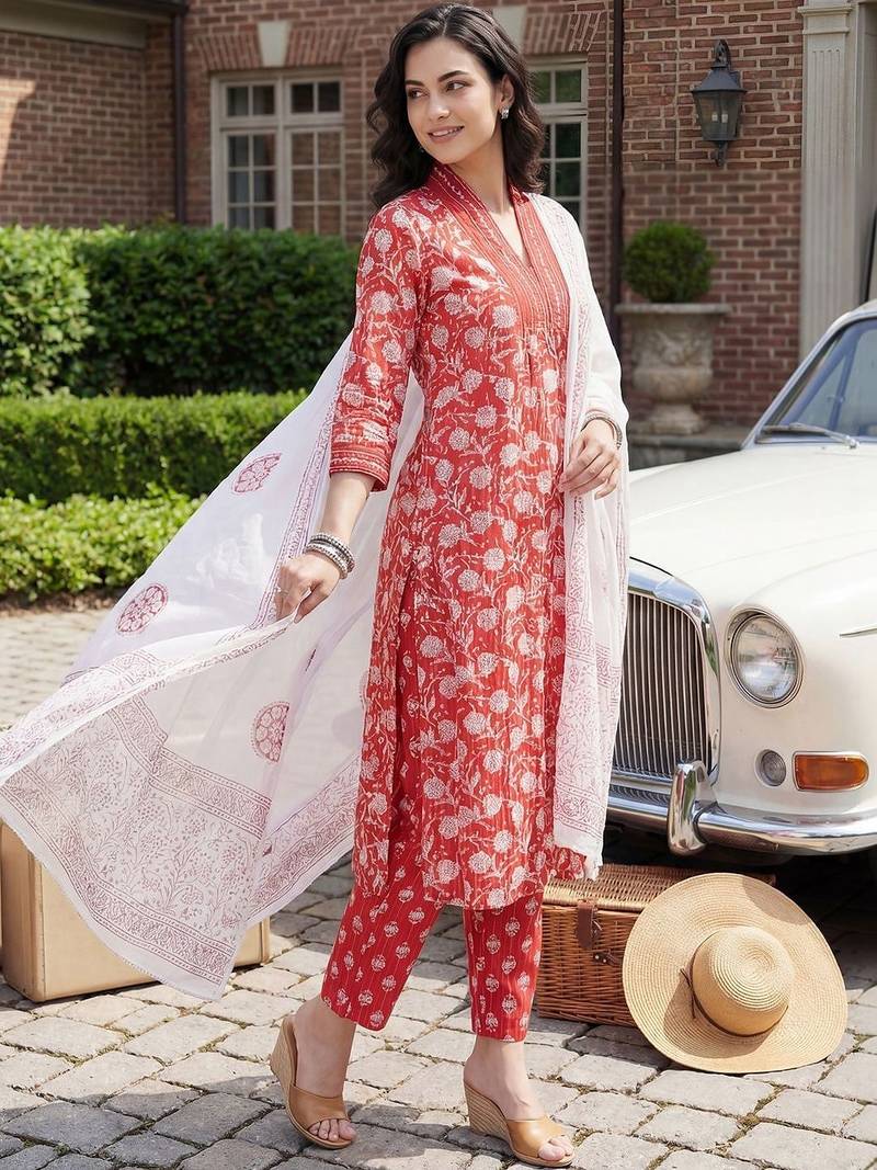 Women Floral Printed Pleated Beads and Stones Pure Cotton Kurta with Trousers & With Dupatta