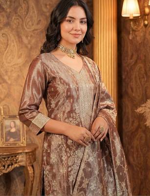 Women Floral Regular Kurta with Trousers & With Dupatta 2