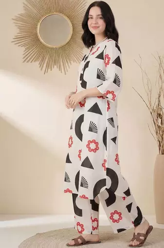 Women Printed Regular Kurta with Palazzos