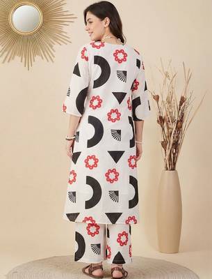 Women Printed Regular Kurta with Palazzos 5
